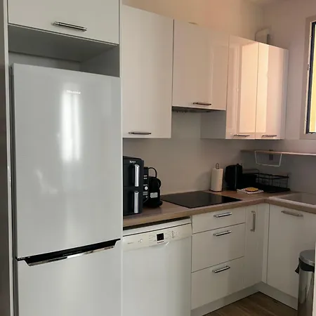 Apartman Sur La Frontiere De Monaco *